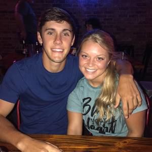 Meet your Posher, Briana